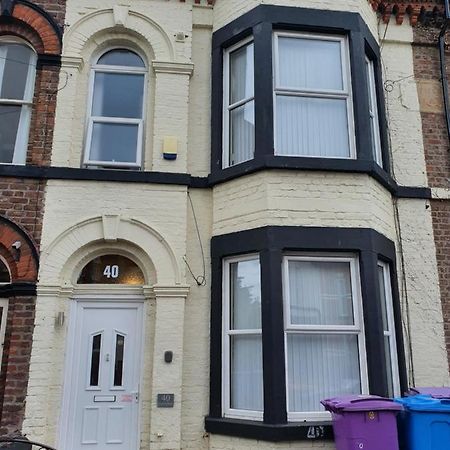 12 Person 6 Bedroom Self Catering House Liverpool Buitenkant foto